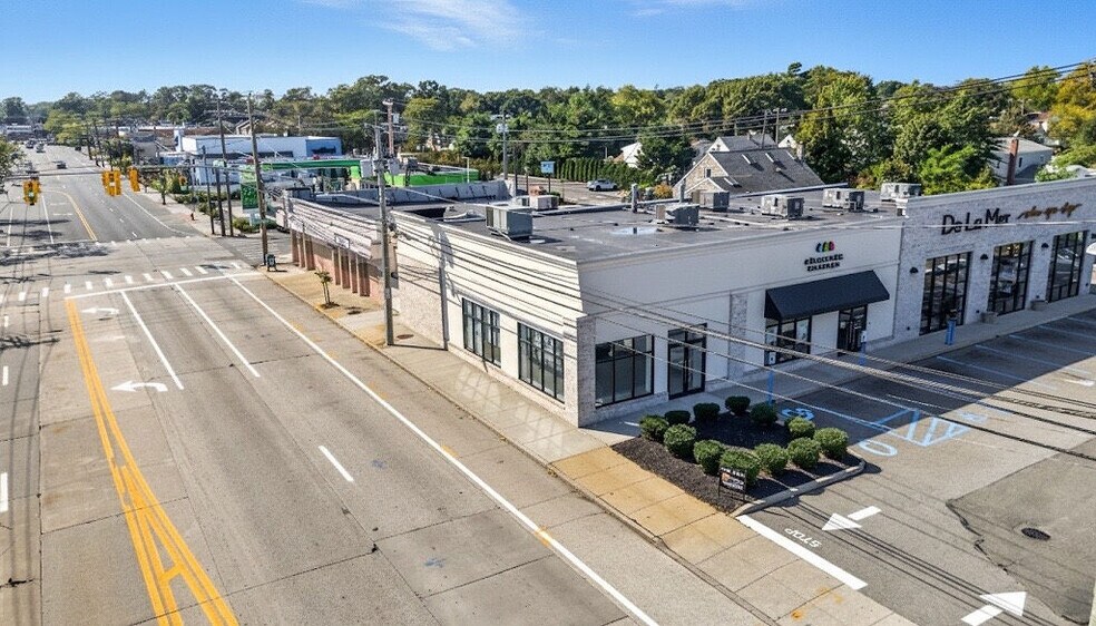 More Photos Of 2437 Merrick Rd, Bellmore Storefront For Lease