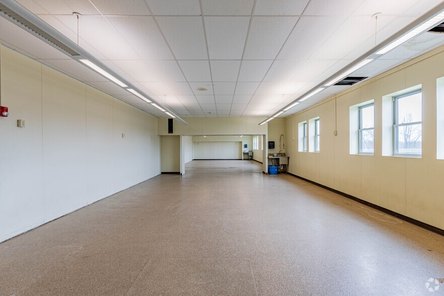 More Photos Of 215 Engle Rd, Industry Schools For Sale