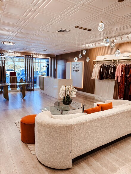 More Photos Of 1006 E Sample Rd, Pompano Beach Storefront For Sale