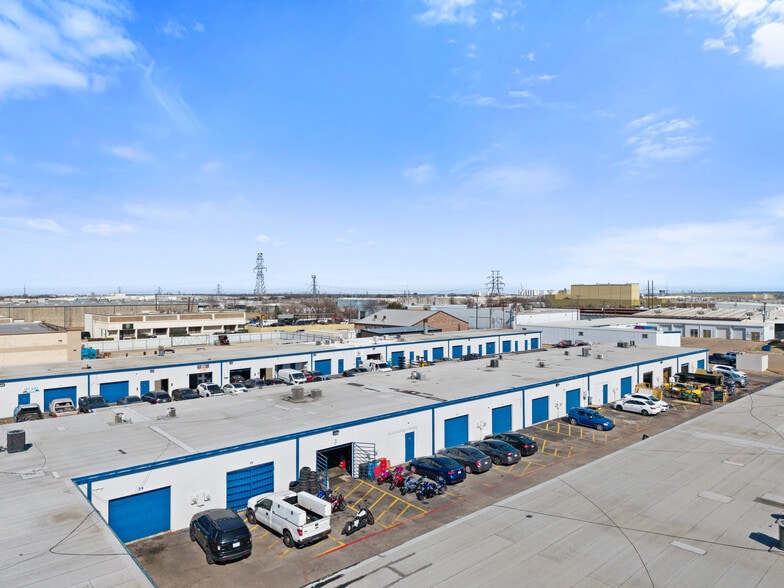 More Photos Of 3201-3207 E Pioneer Pky, Arlington Light Distribution For Lease