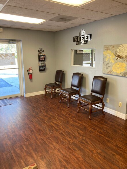 More Photos Of 21422 Carson Dr, Land O' Lakes Warehouse For Sale