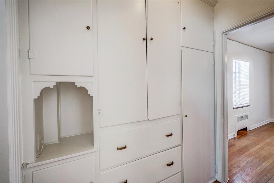 More Photos Of 1275 Steele St, Denver Apartments For Sale