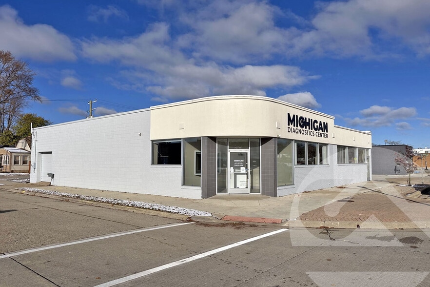 Primary Photo Of 23701-23711 John R Rd, Hazel Park Research And Development For Lease