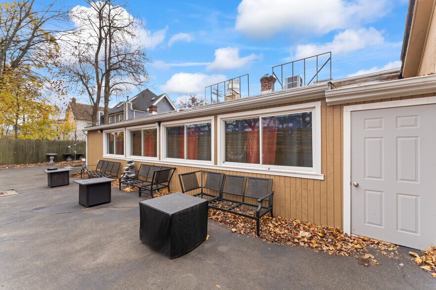 More Photos Of 811 Dixwell Ave, Hamden Flex For Sale