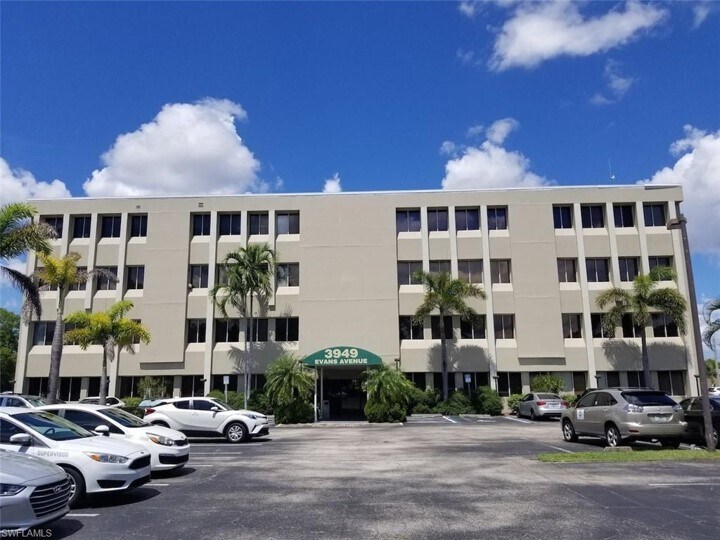 More Photos Of 3949 Evans Ave, Fort Myers Medical For Sale