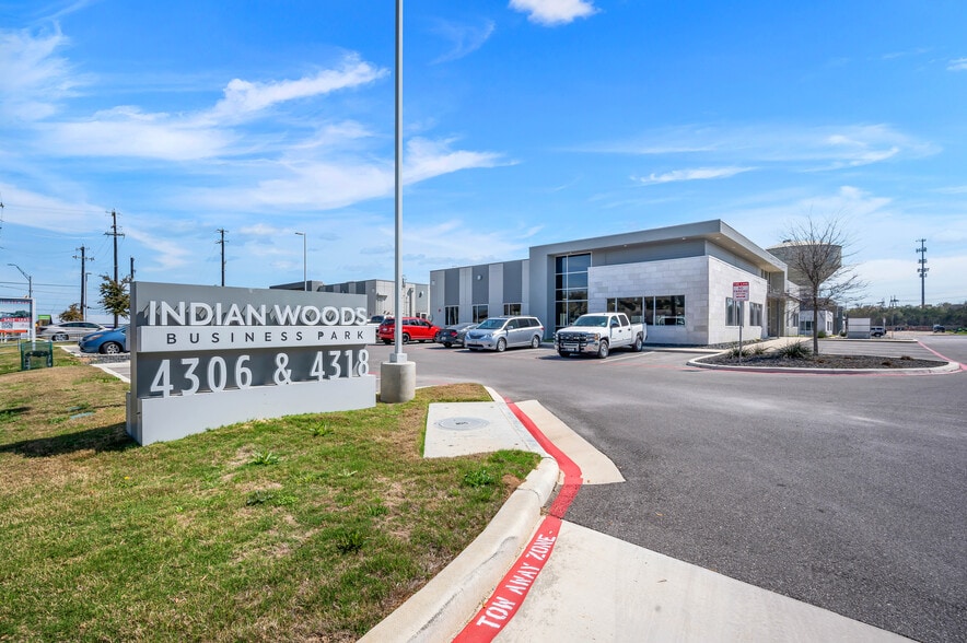 More Photos Of 4318 De Zavala Rd, San Antonio Office For Lease