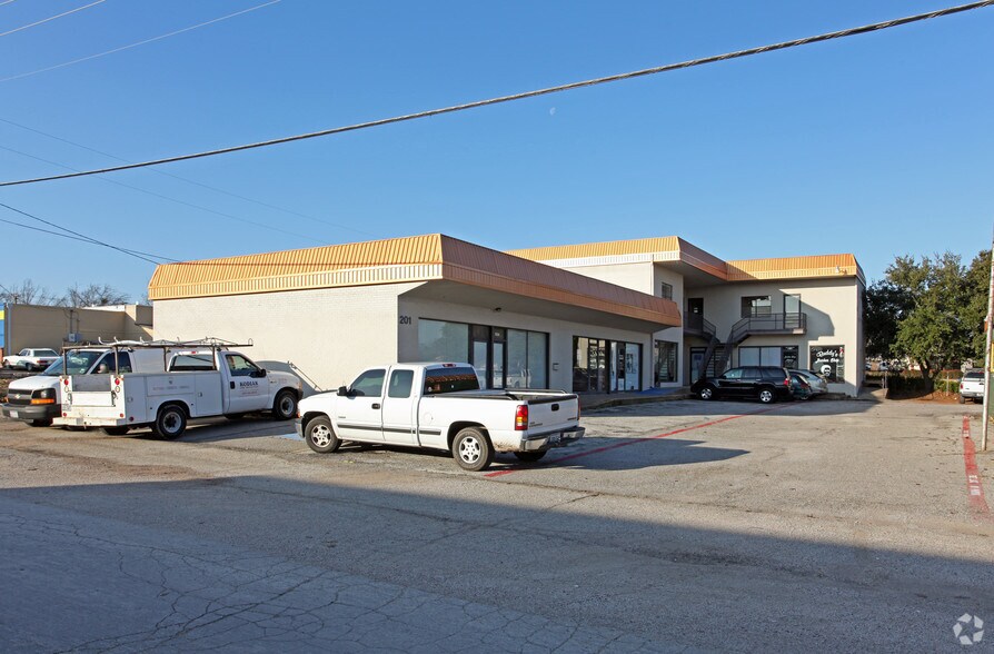 Primary Photo Of 201 W Boyd Dr, Allen Unknown For Lease