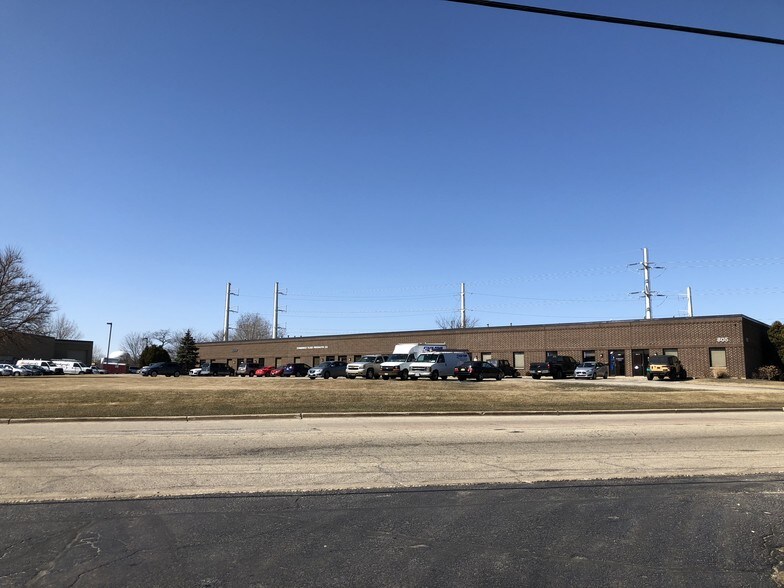 Primary Photo Of 805-815 Oakwood Rd, Lake Zurich Warehouse For Sale