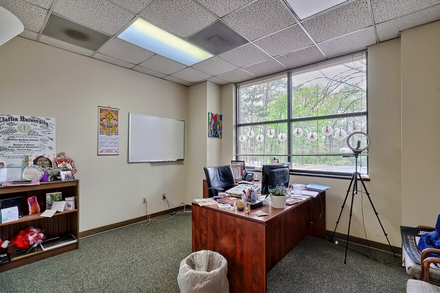 More Photos Of 13 Harbison Way, Columbia Medical For Sale