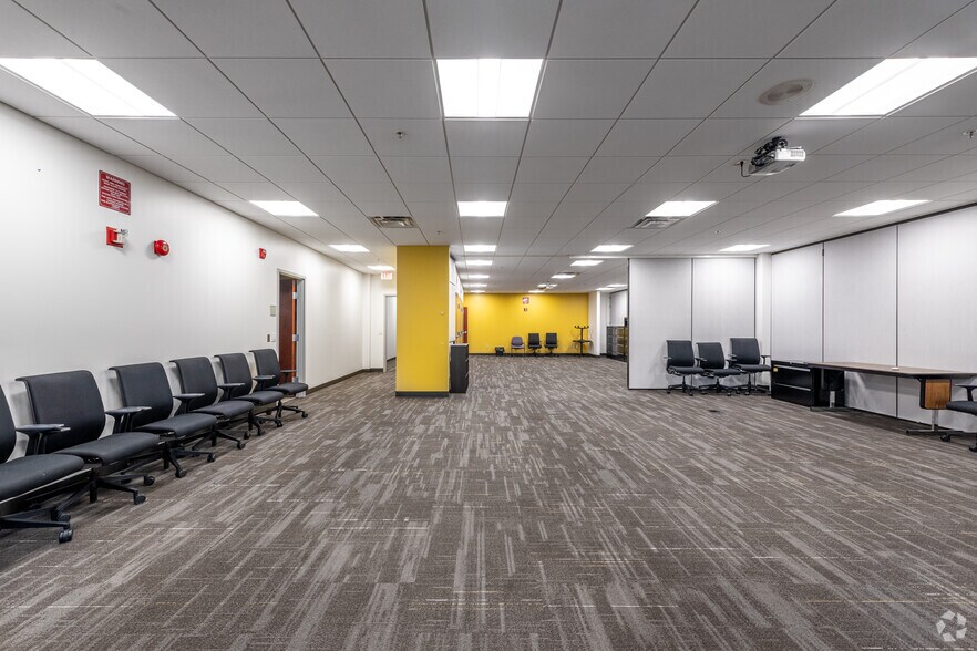 More Photos Of 4500 Munson St, Canton Office For Lease