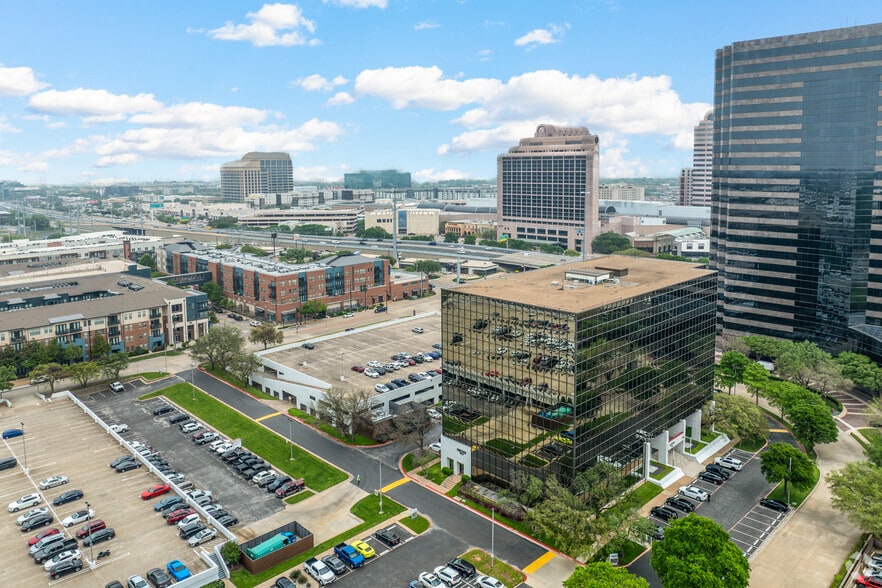More Photos Of 5001 Lyndon B Johnson Fwy, Dallas Office For Lease
