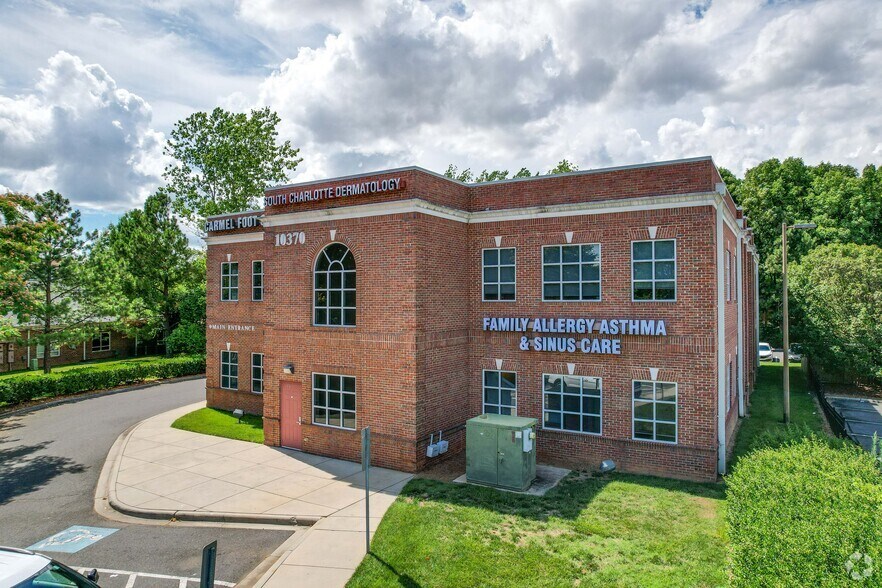 More Photos Of 10370 Park Rd Ex, Charlotte Medical For Lease