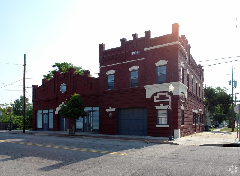 More Photos Of 604 N 4th St, Wilmington General Retail For Sale