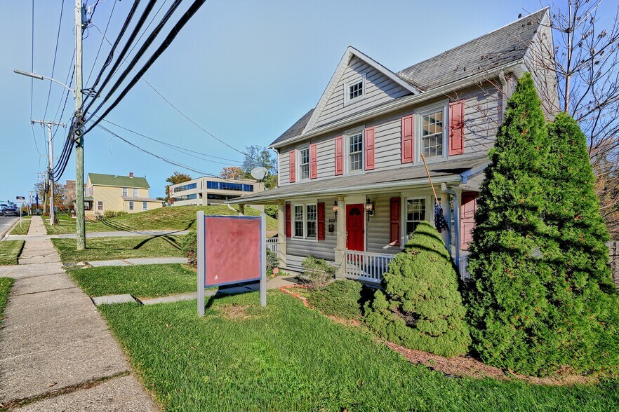 More Photos Of 508 Fairmount Ave, Towson Specialty For Sale