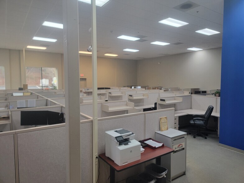 More Photos Of 2855 Marconi Dr, Alpharetta Flex For Lease