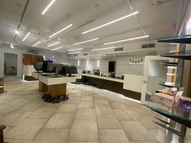 More Photos Of 212 E 14th St, New York Apartments For Lease