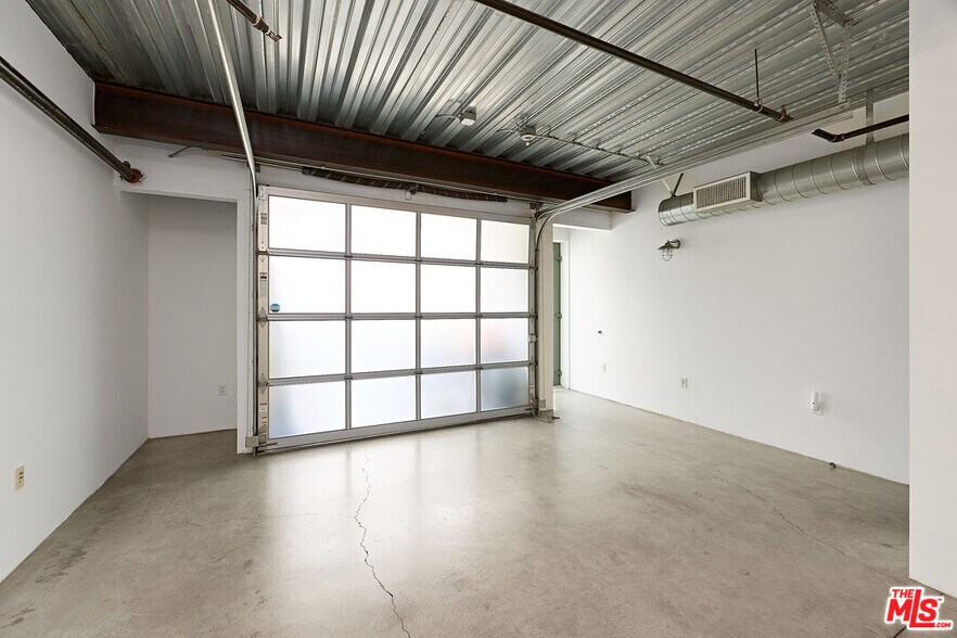 More Photos Of 1046 Princeton #108 dr, Marina Del Rey Office For Sale