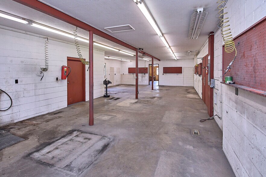 More Photos Of 6328 Elk River Rd, Clendenin Auto Repair For Sale