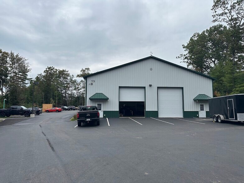 Primary Photo Of 15 King St, Auburn Service For Lease