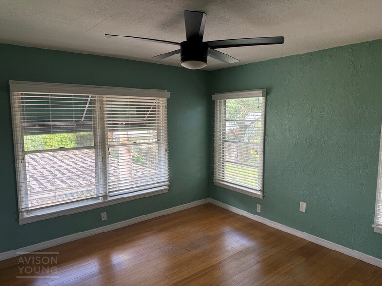 More Photos Of 1513 E Livingston St, Orlando Office Residential For Sale