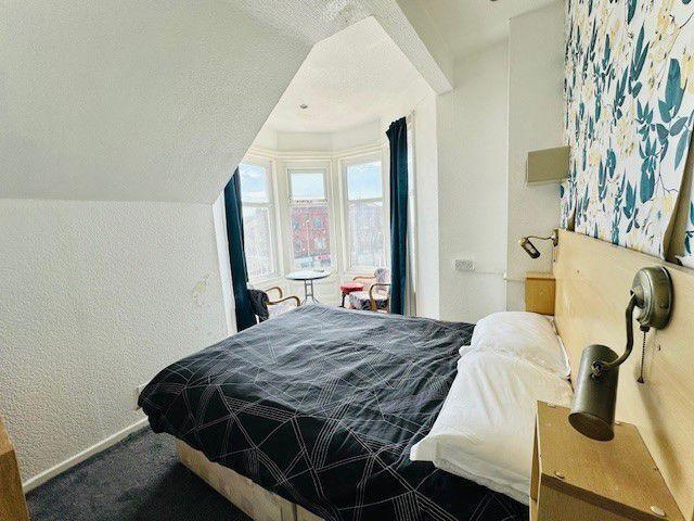 More Photos Of 4 Station Rd, Blackpool Hotel For Sale