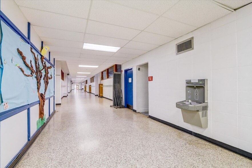 More Photos Of 305 Milwaukee St, Johnson Creek Schools For Sale