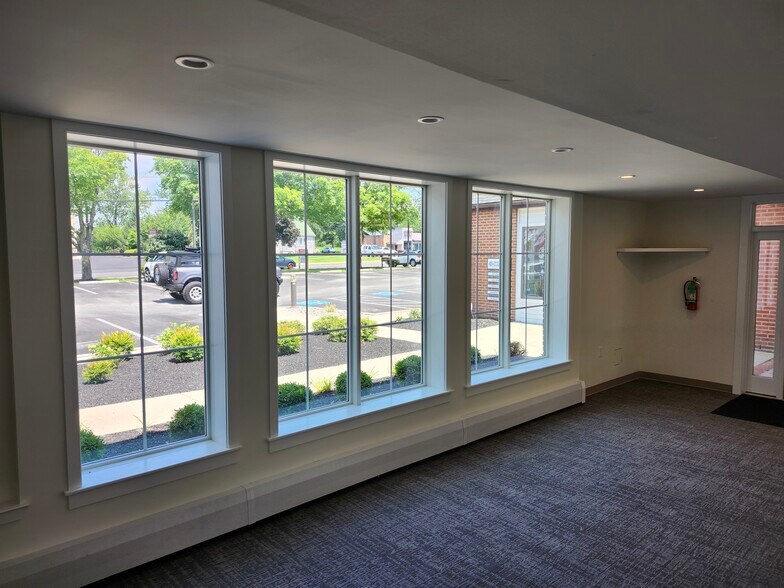 More Photos Of 174 N Main St, Dublin Office For Lease