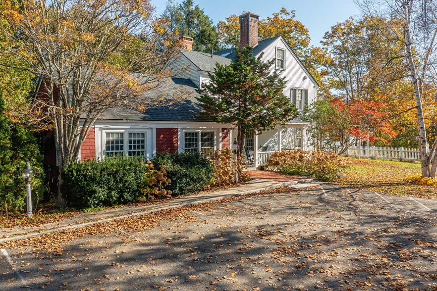 More Photos Of 73 Elm St, Camden Office For Sale