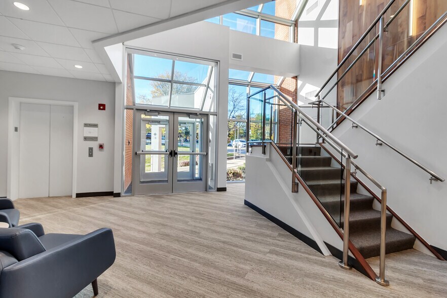 More Photos Of 6400 Sheridan Dr, Buffalo Unknown For Lease