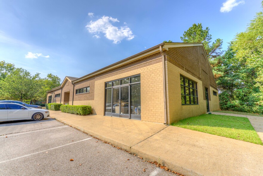 More Photos Of 520 Trinity Creek Cv, Cordova Medical For Sale