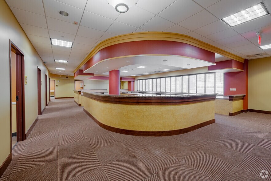 More Photos Of 1315 St Joseph Pky, Houston Office For Sale
