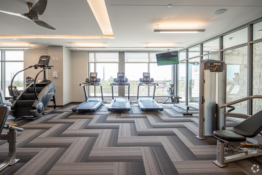 More Photos Of 4400 State Highway 121, Lewisville Office Residential For Lease