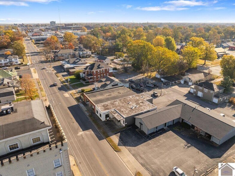 More Photos Of 2200 Broadway, Paducah General Retail For Sale