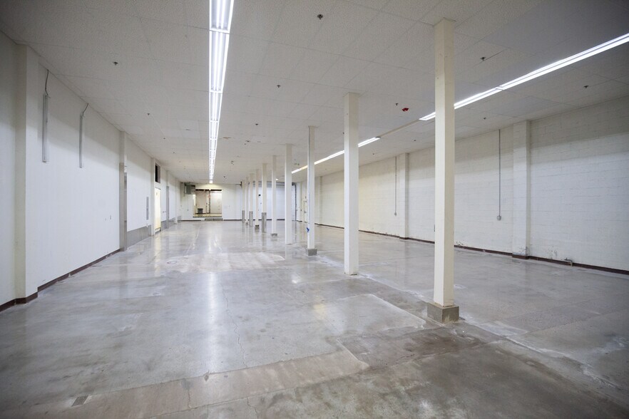 More Photos Of 1001 S 3rd St W, Missoula Manufacturing For Sale