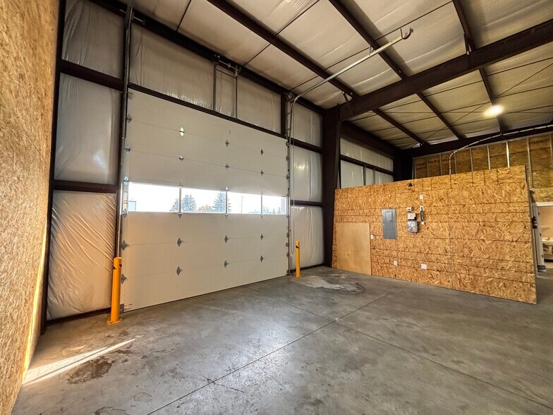 More Photos Of 1937 Pacific Ct SE, Stayton Industrial For Lease