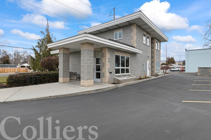 More Photos Of 2313 W Overland Rd, Boise Office For Sale
