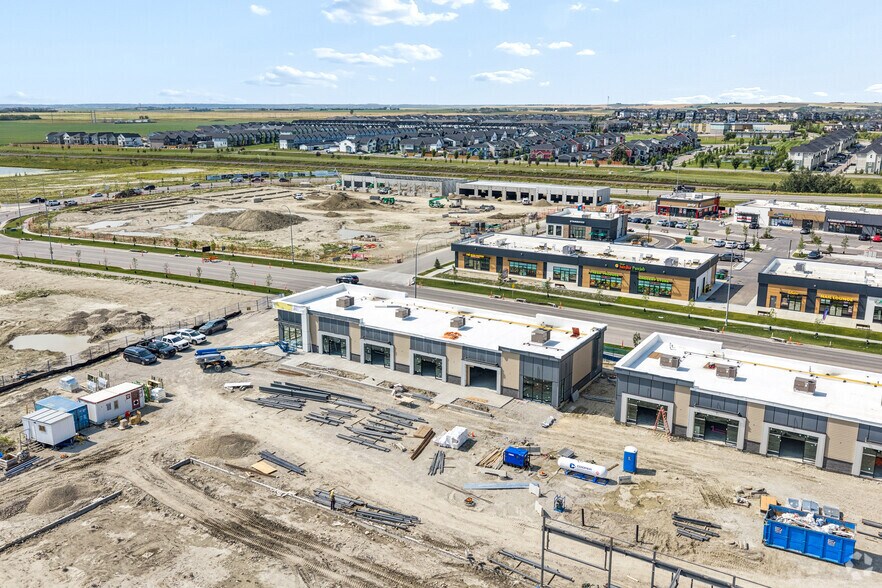 More Photos Of 3105 Main St SW, Airdrie Storefront For Sale