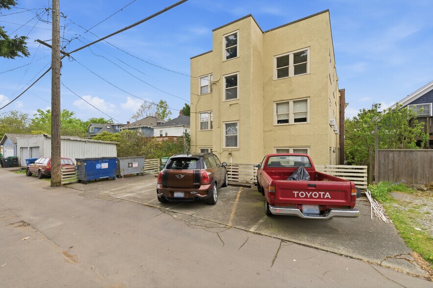More Photos Of 317 18th Ave E, Seattle Apartments For Sale