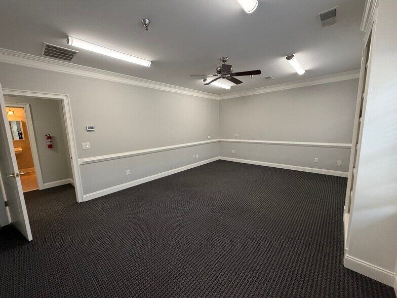 More Photos Of 965 Piedmont Rd NE, Marietta Office For Lease