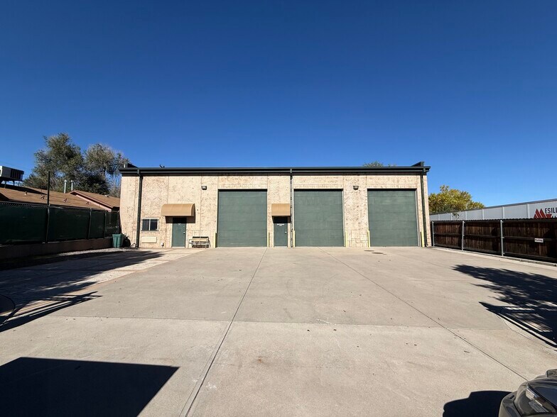 Primary Photo Of 1985 W Iliff Ave, Englewood Warehouse For Lease