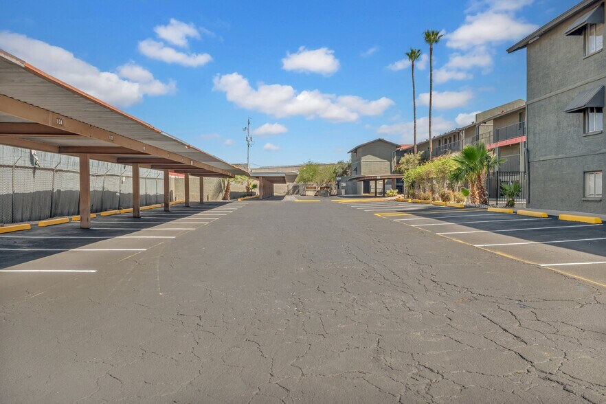 More Photos Of 2424 E Grandview Rd, Phoenix Apartments For Sale