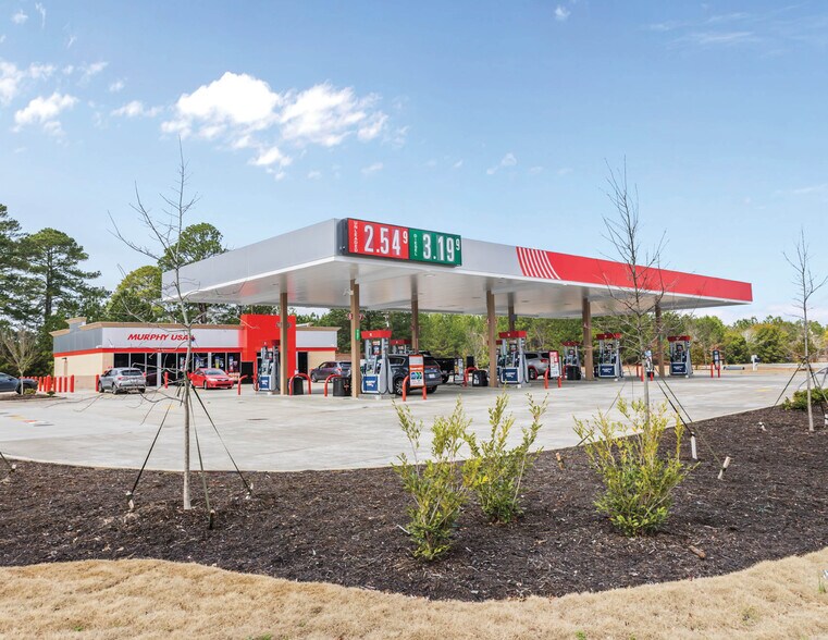 More Photos Of 5709 Bragg Blvd, Fayetteville Service Station For Sale