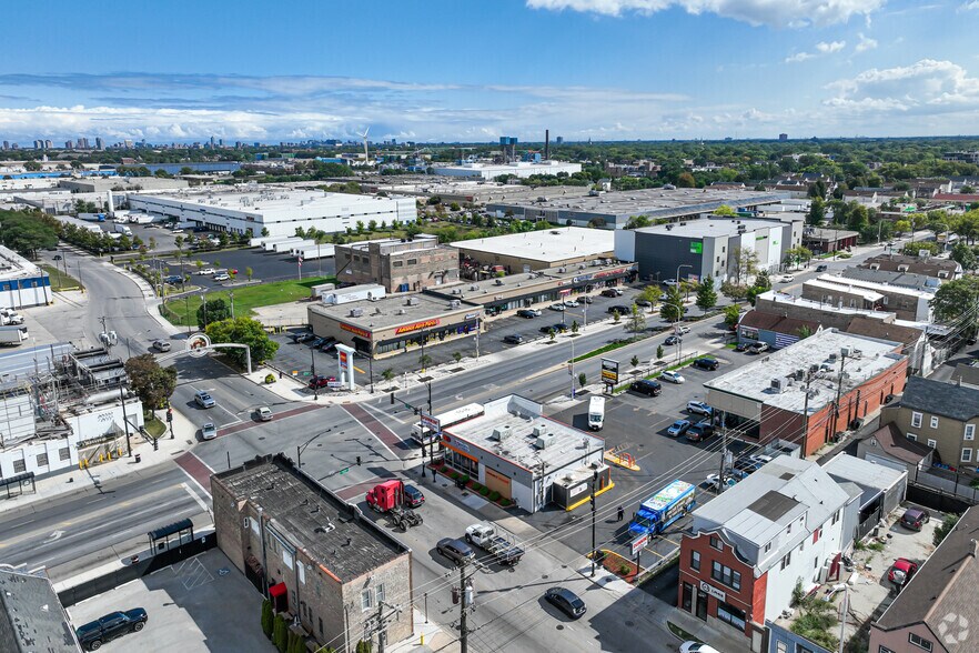 More Photos Of 4301-4323 S Ashland Ave, Chicago Storefront For Lease
