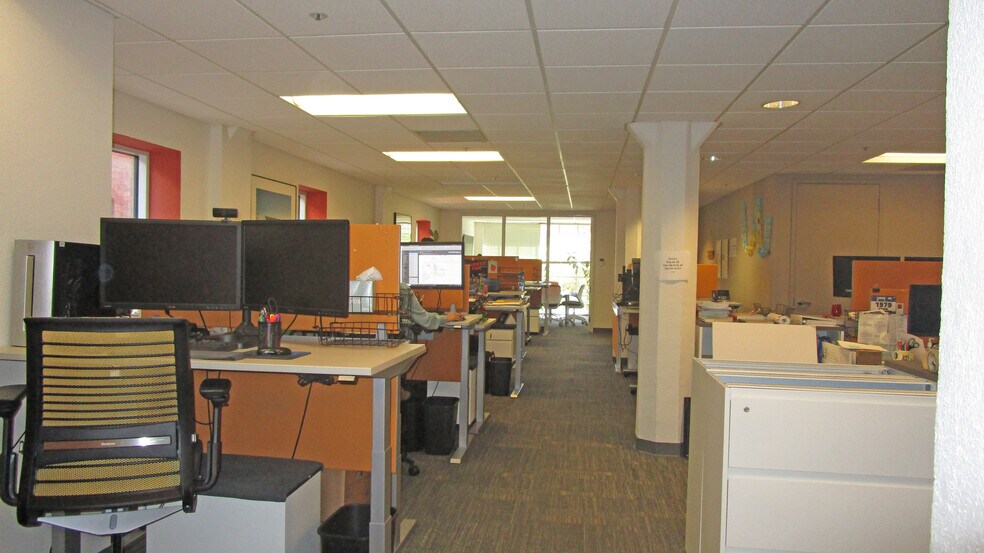 More Photos Of 533 5th St, Santa Rosa Office For Sale