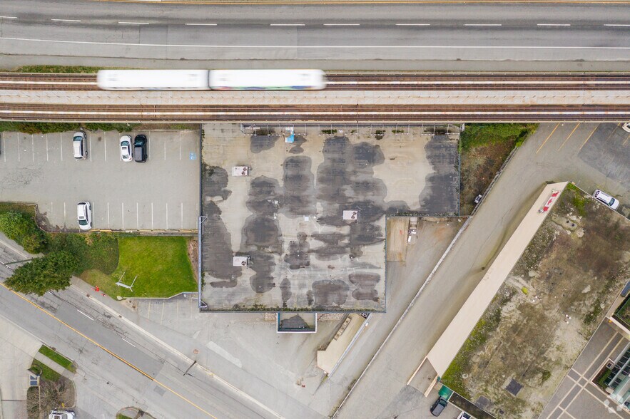 More Photos Of 2150-2152 Douglas Rd, Burnaby Flex For Lease