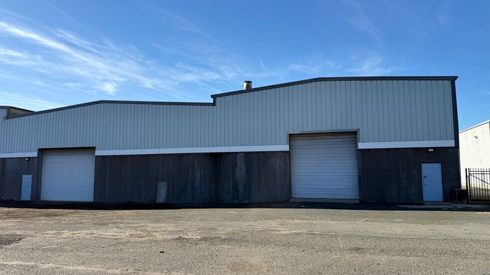 More Photos Of 97 Chimney Rock Rd, Bridgewater Unknown For Lease