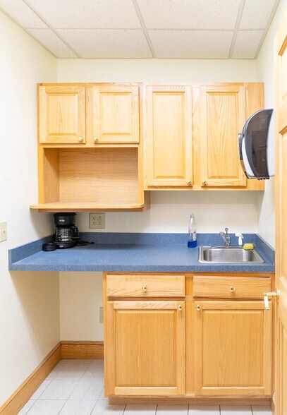 More Photos Of 2390 N Forest Rd, Getzville Loft Creative Space For Lease