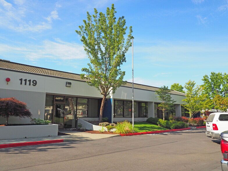 More Photos Of 1119 SW 7th St, Renton Office For Sale