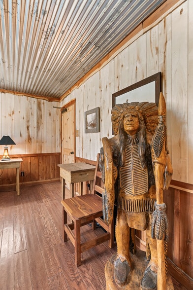 More Photos Of 2692 Highway 105 W, Navasota Specialty For Sale