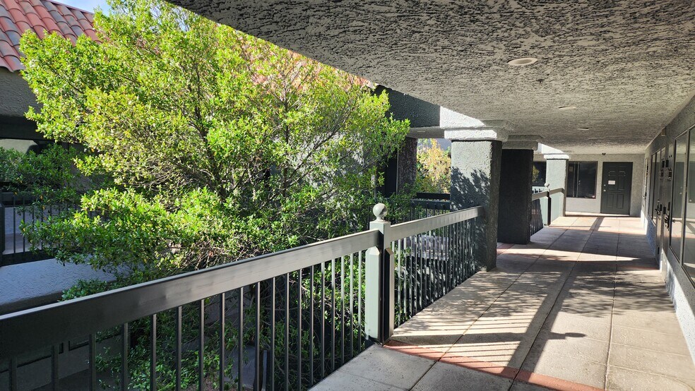 More Photos Of 222-228 S Rainbow Blvd, Las Vegas Office For Lease